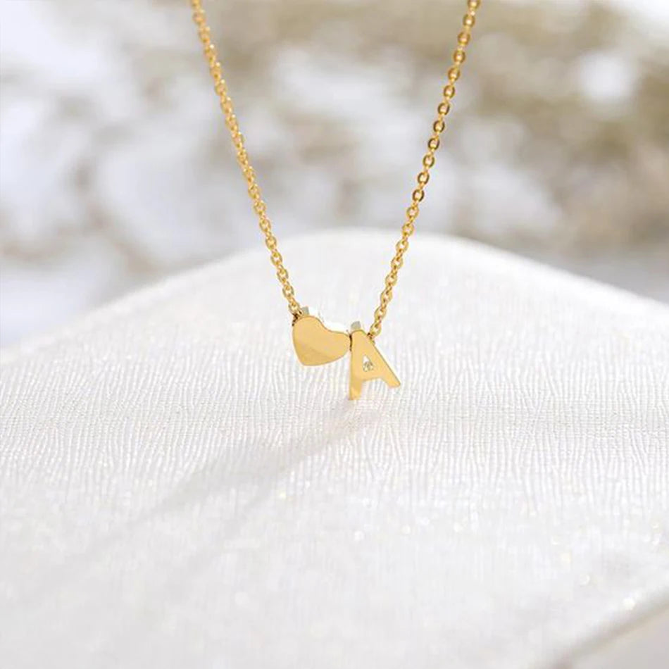 Collier initiale aimée