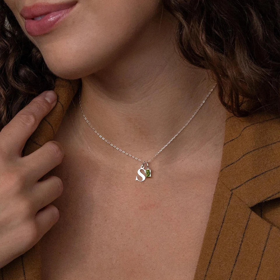 Collier initiale et pierre de naissance Gemina