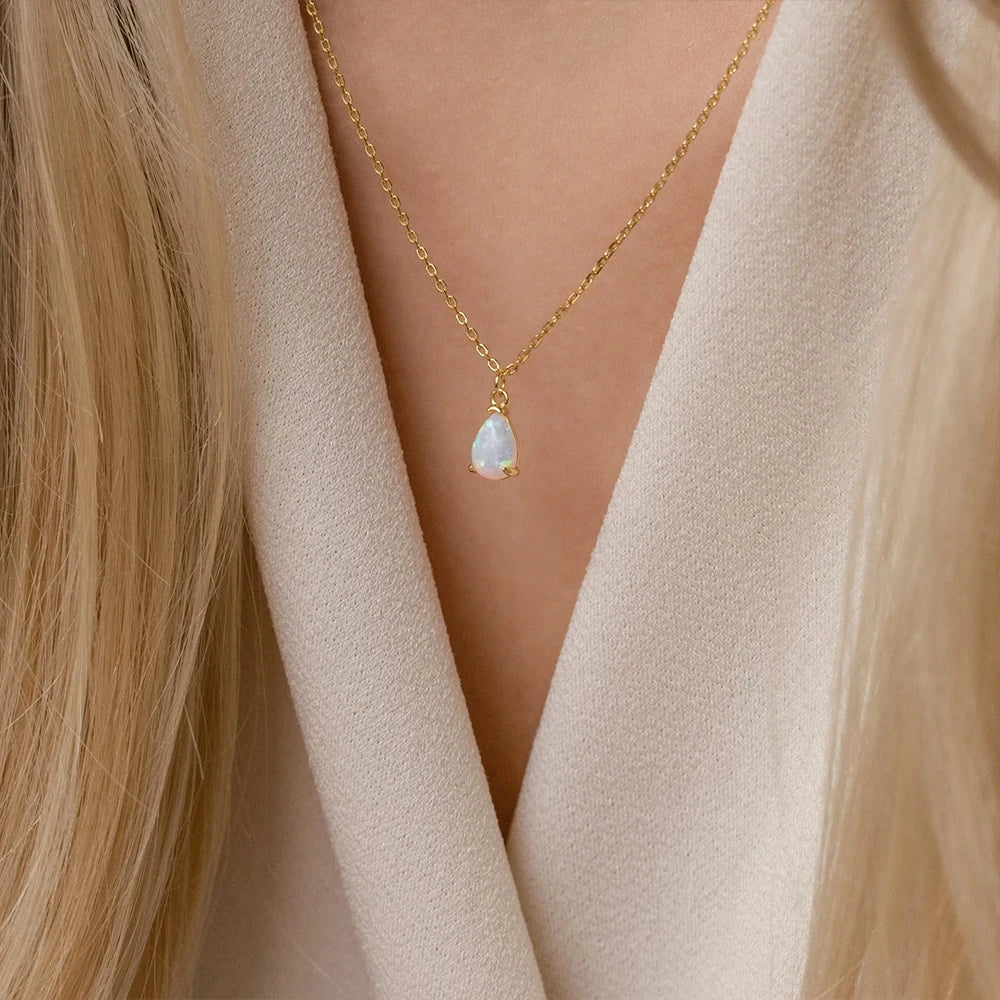 Collier pierre de naissance goute Stella