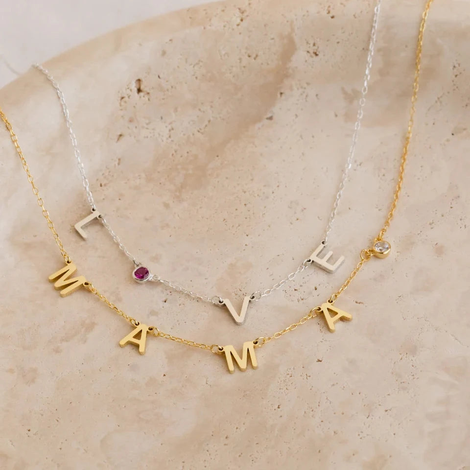 Collier initiales et pierres de naissance Angela