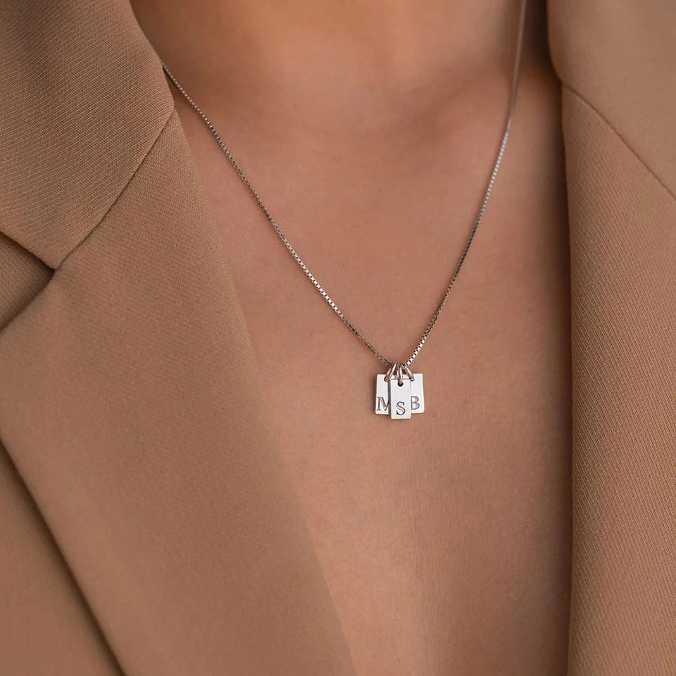 Collier pendentif personnalisé Lettra
