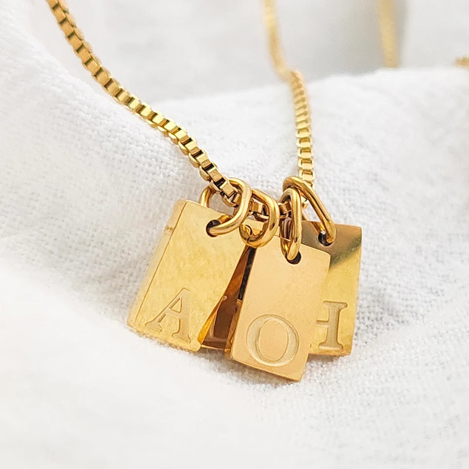 Collier pendentif personnalisé Lettra