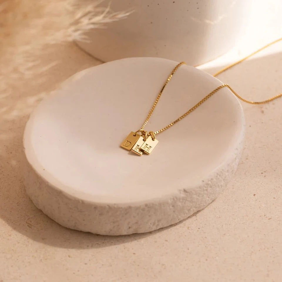 Collier pendentif personnalisé Lettra