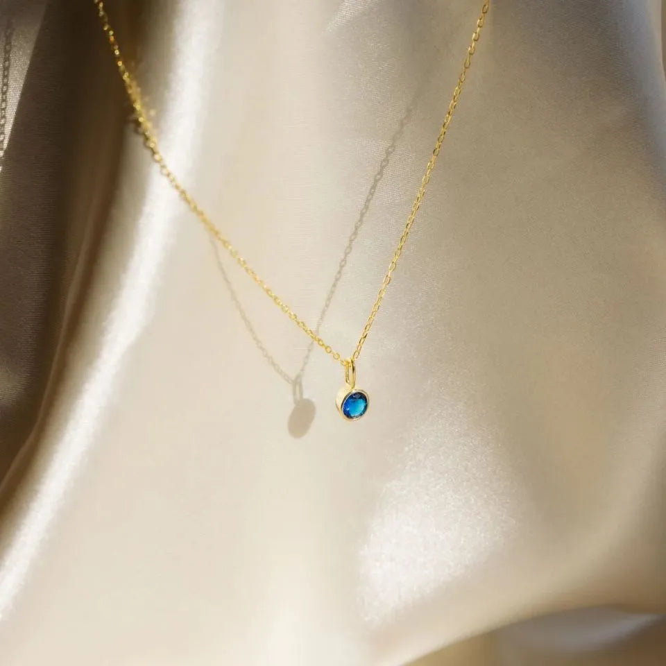 Collier pierres de naissance Lumina à boucle