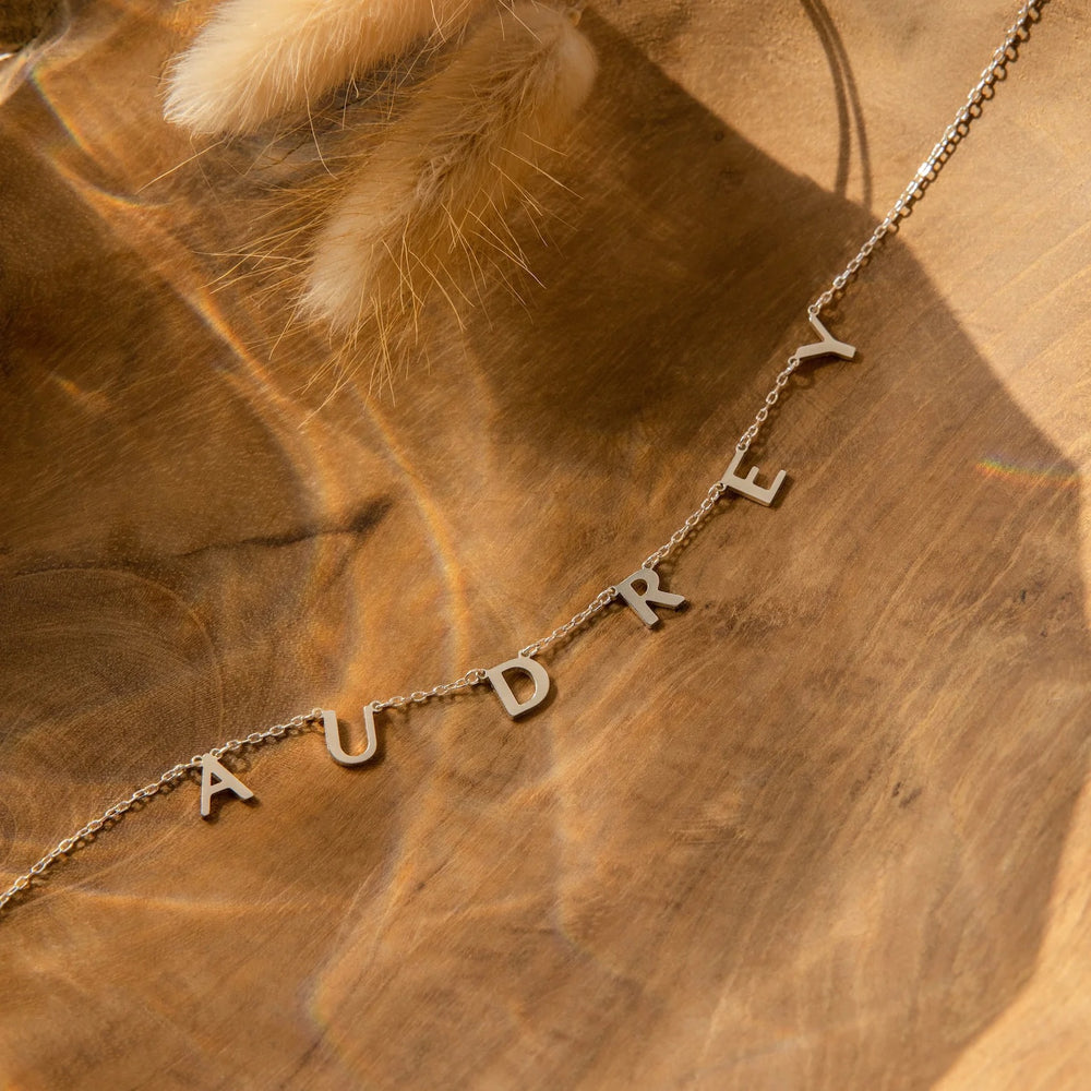 Collier initiales et symboles Vita